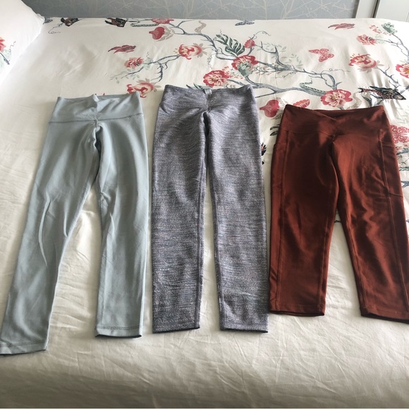 Bundle of 3 great quality yoga/training leggings. *Sold as a bundle only* - Picture 4 of 13